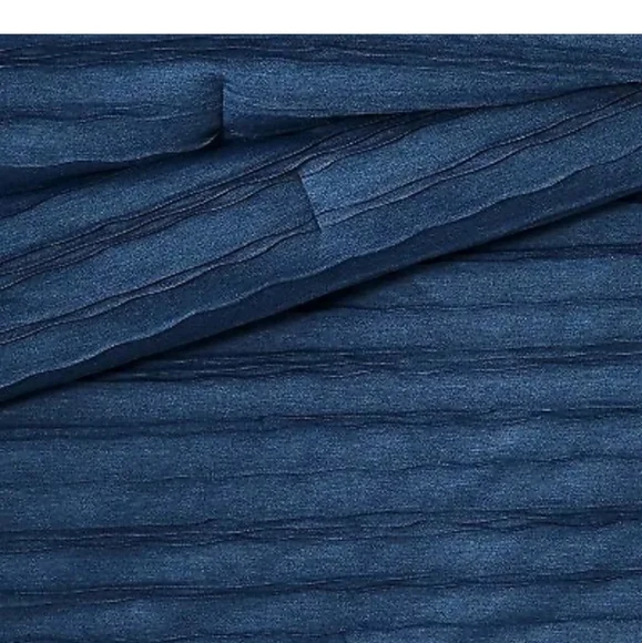 Pillowfort Twin Jersey Wave Comforter Set - Picture 3 of 4